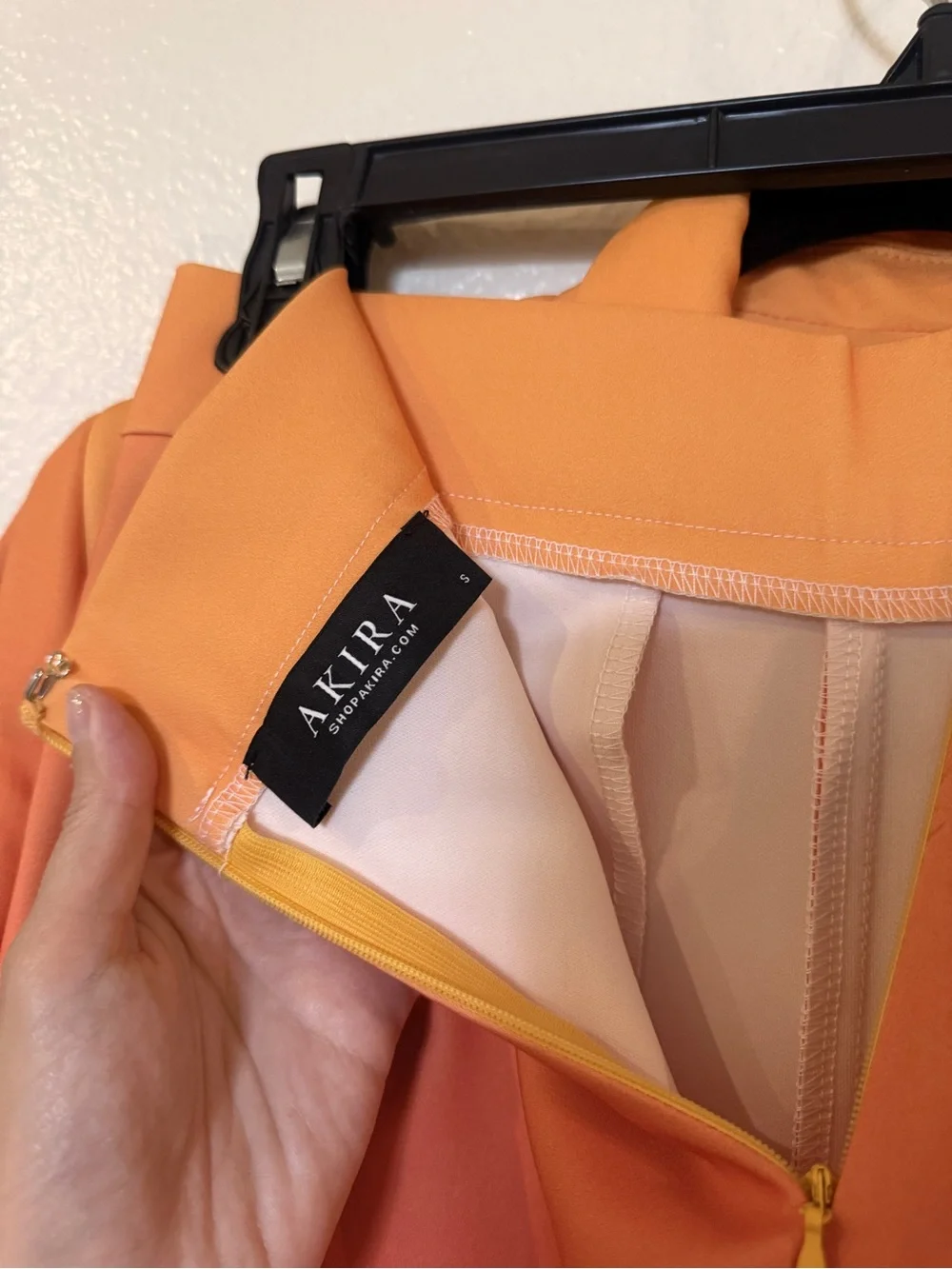 AKIRA Sunset Ombre Blazer in Orange, Pink & Blue - Picture 14 of 14